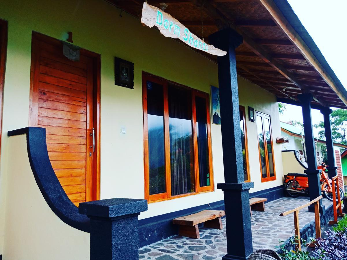 Black Lava Hostel And Lodge Kintamani  Exterior photo